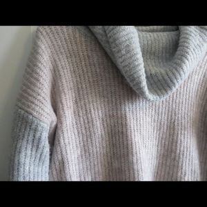 Cable & Gauge Knitted Sweater